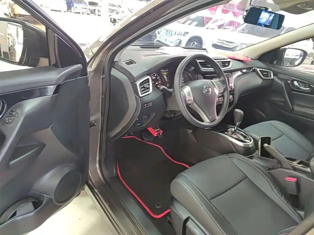 Фото 16 - Nissan Qashqai