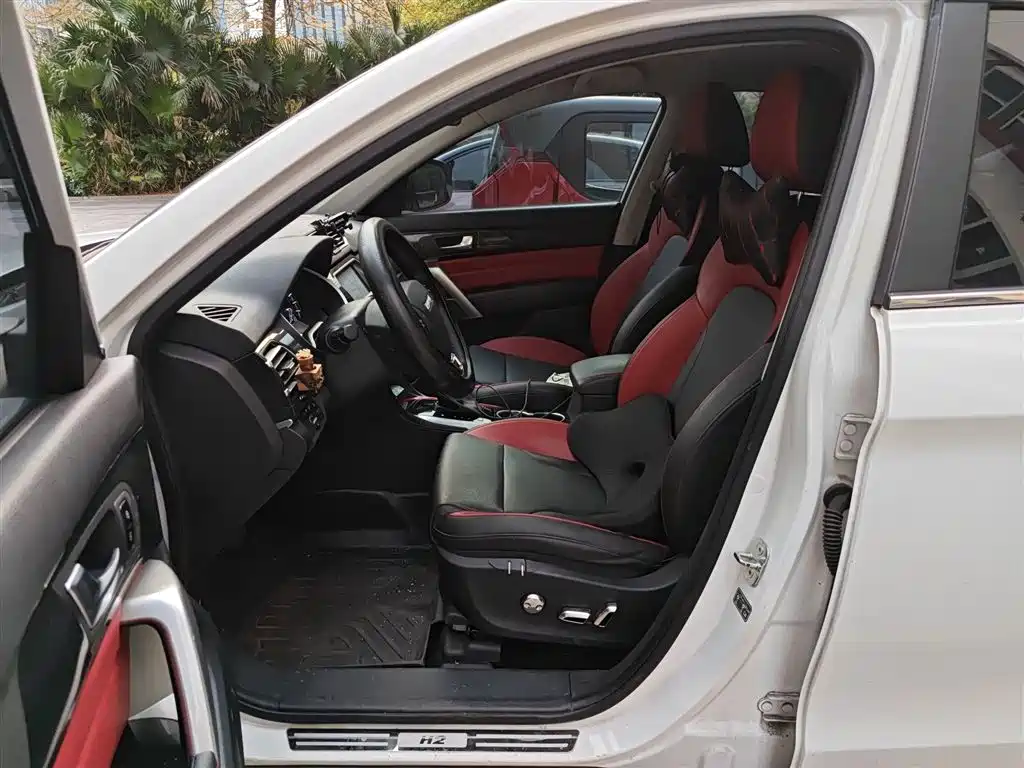 Haval H2 2017 Blue Label 1.5T Automatic 2WD Luxury фото 8