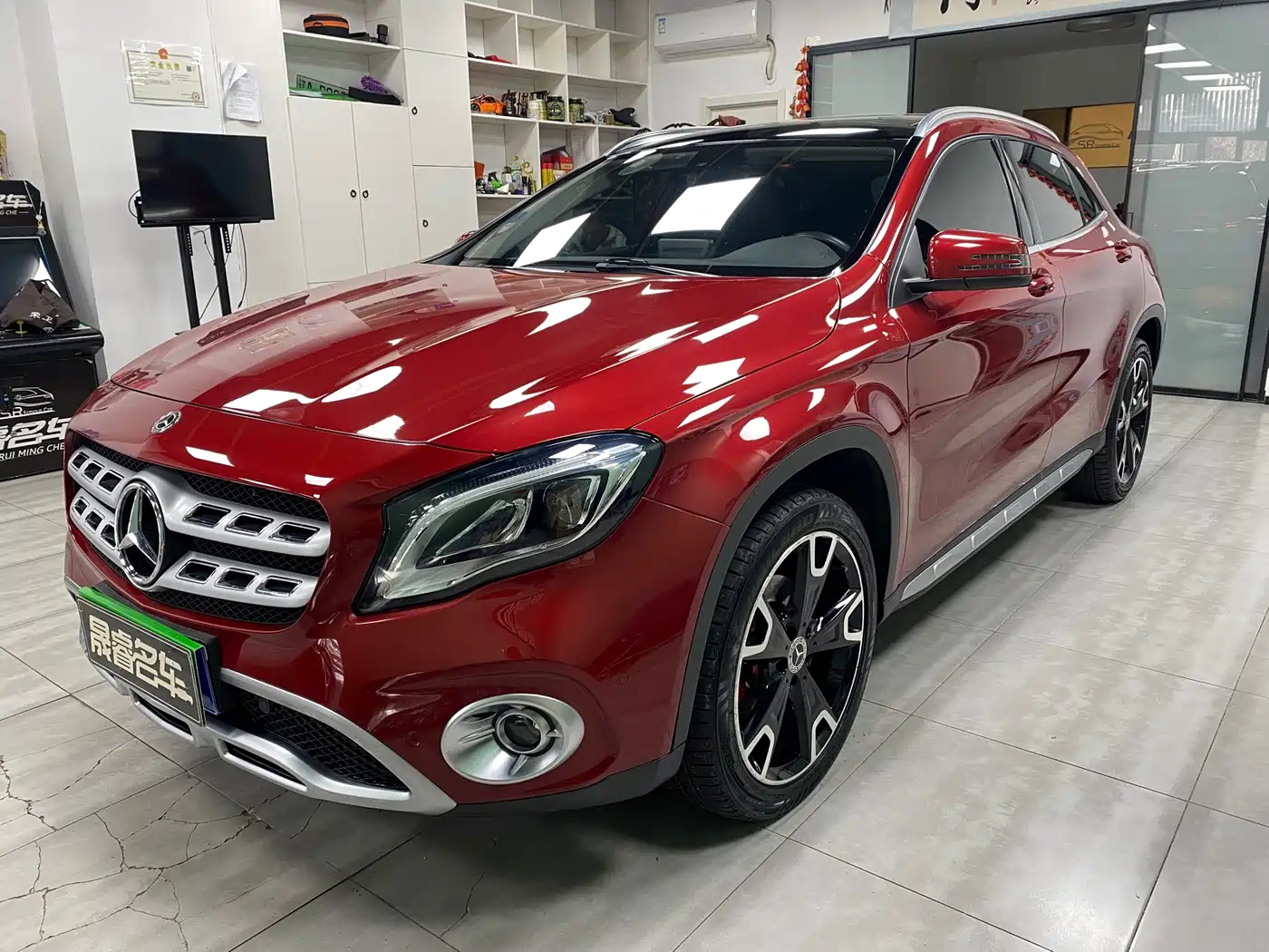 Mercedes-Benz GLA 2017 GLA 220 4MATIC Fashion