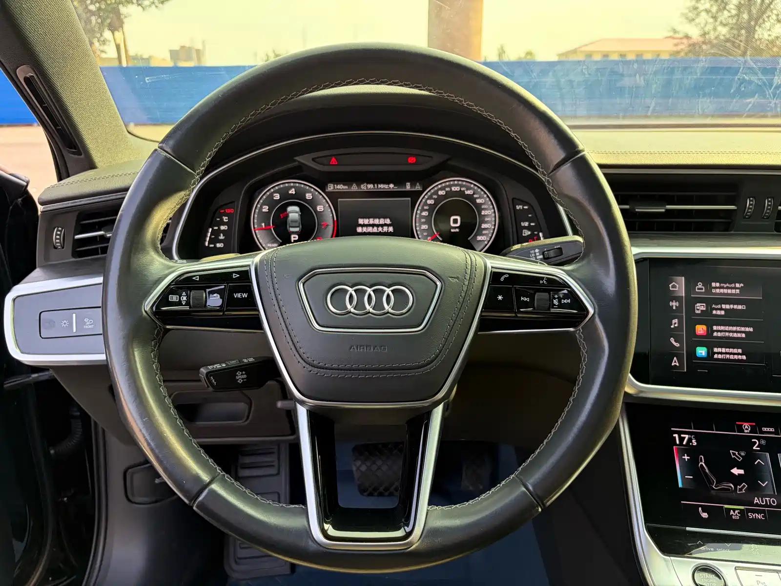 Фото 12 - Audi A6L