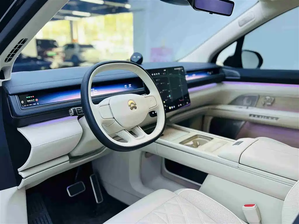 NIO NIO ES8