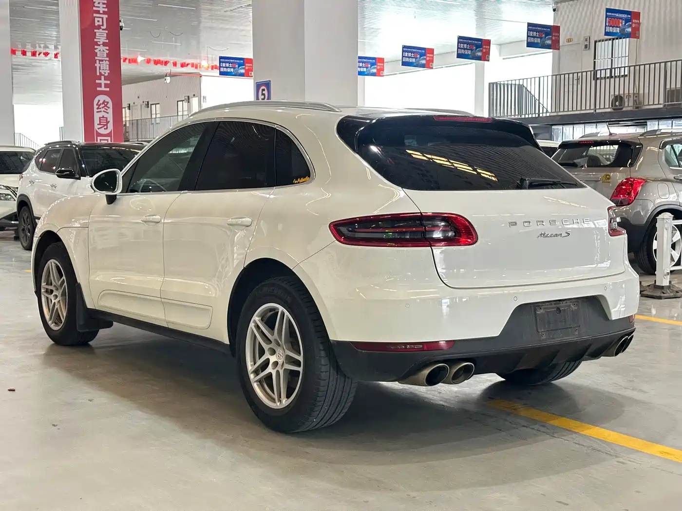 Porsche Macan 2014 Macan S 3.0T фото 15