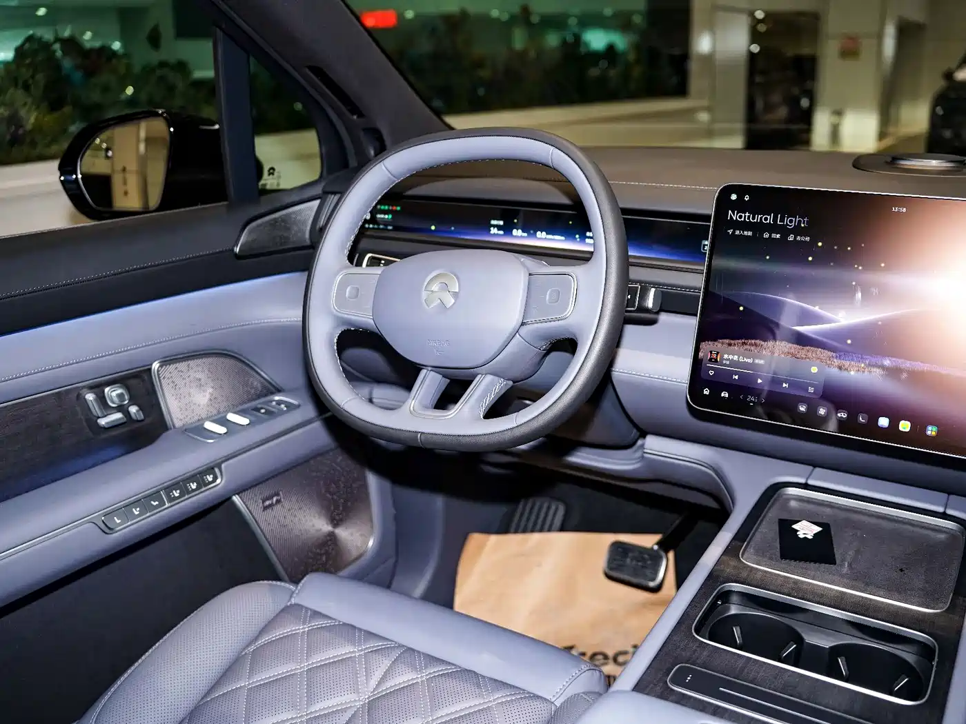 NIO ES8 2026 2025 Model 6-Seat Executive Luxury Edition