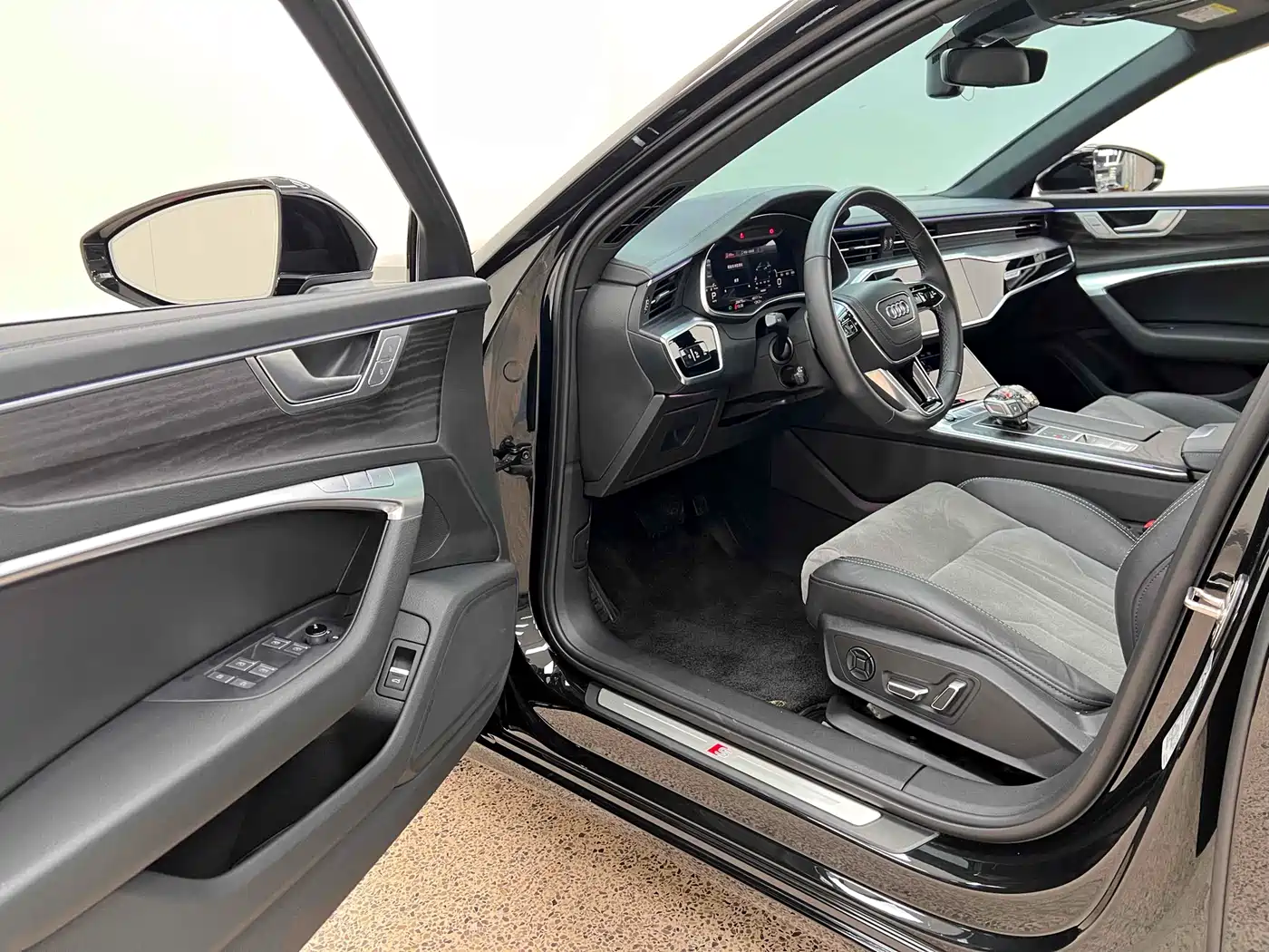 Audi A6L 2024 45 TFSI Premium Dynamic фото 14