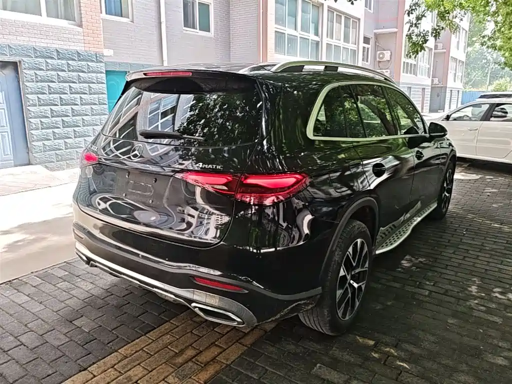 Mercedes-Benz GLC 2023 GLC 260 L 4MATIC Dynamic 7-Seater фото 7