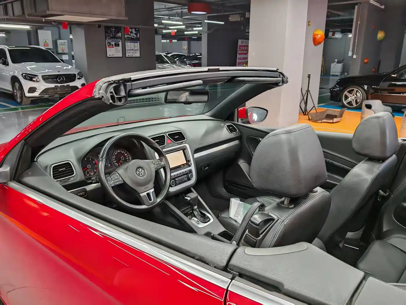 Volkswagen Eos 2010 2.0TSI DSG Luxury фото 27