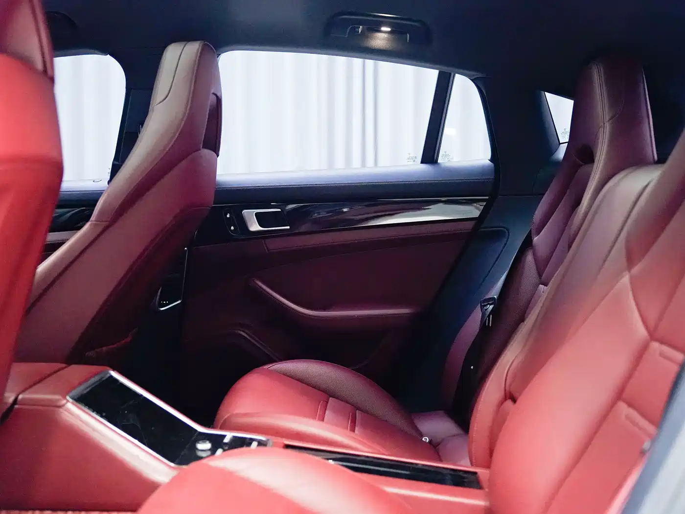 PORSCHE PANAMERA NEW ENERGY