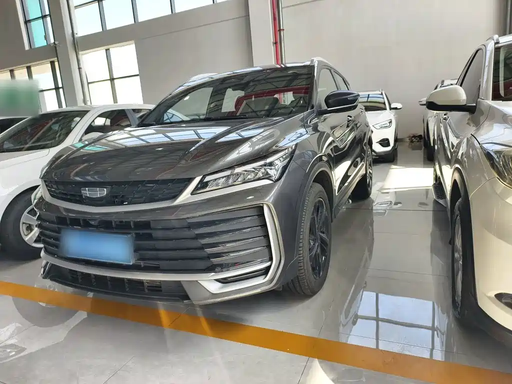 Фото 2 - Geely Coolray