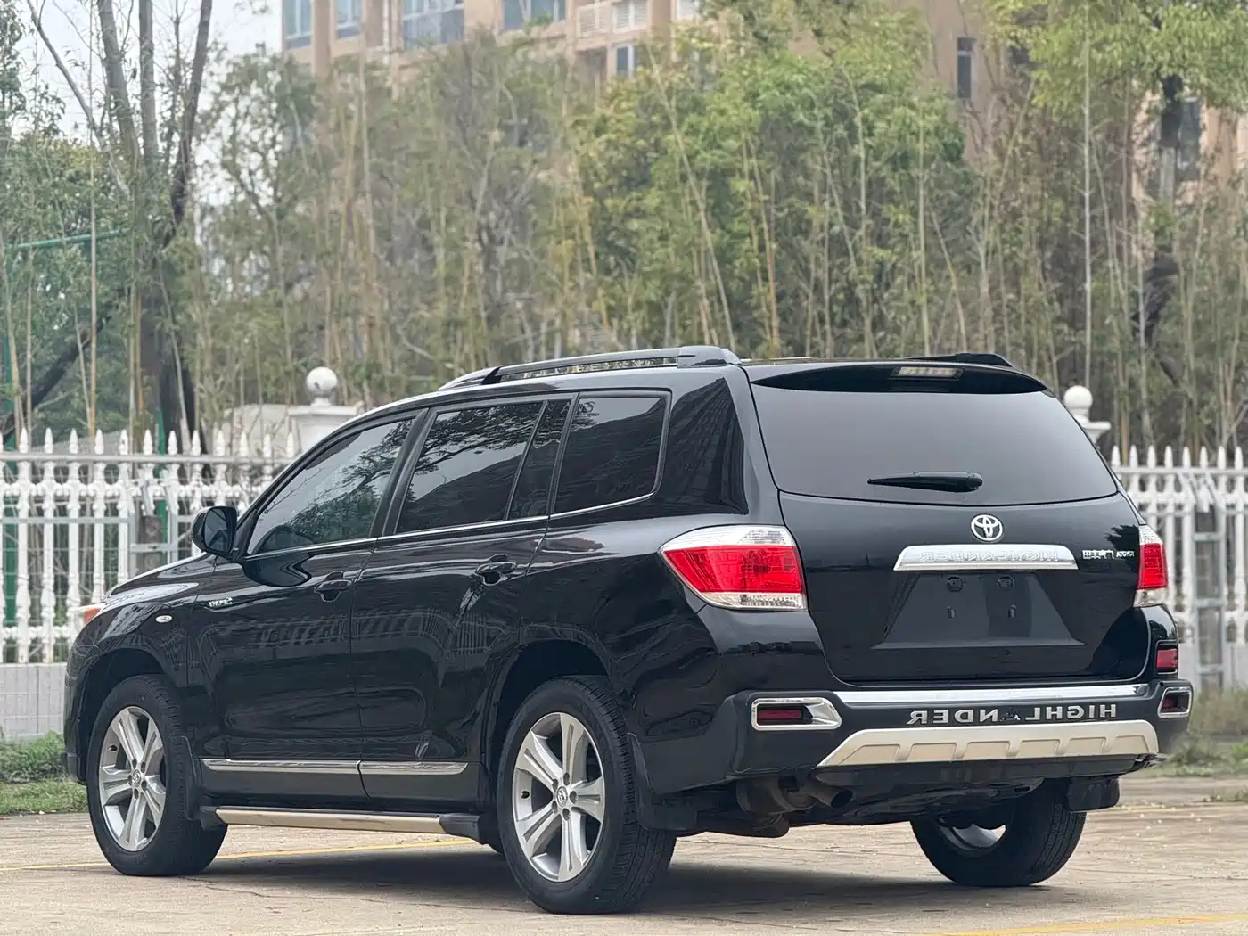 Toyota Highlander 2012 2.7L 2WD 5-seater Sport Edition фото 7