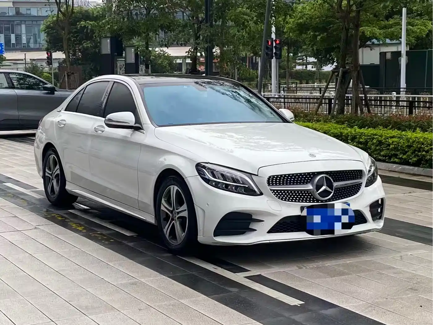 Mercedes-Benz C-Class 2019 Facelift C 260 L Sport фото 3