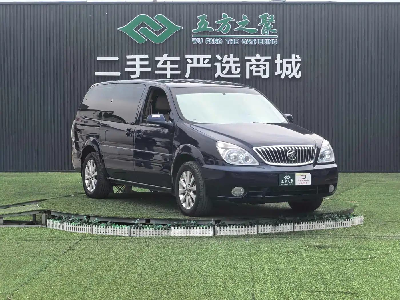 Фото 3 - Buick GL8