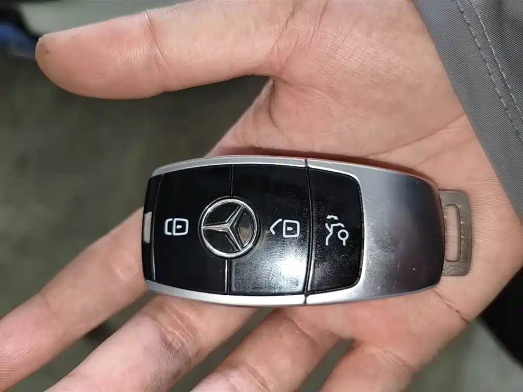 Mercedes-Benz E-Class 2019 E 300 L Sport Luxury фото 9
