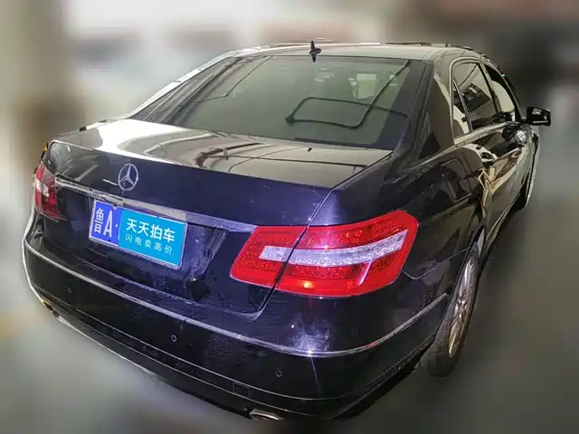 Mercedes-Benz E-Class 2011 E 300 L Elegance — фото 2
