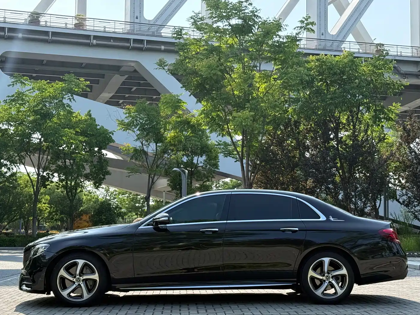 Mercedes-Benz E-Class 2018 Facelift E 300 L Sport Luxury фото 4
