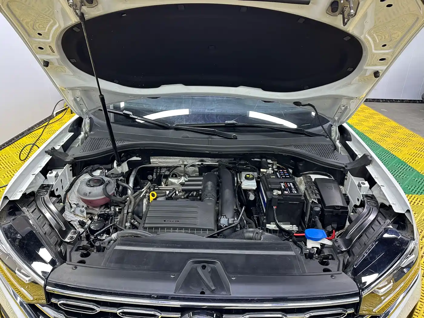 Volkswagen Tayron 2022 280TSI 2WD Luxury Smart Connect Edition фото 20
