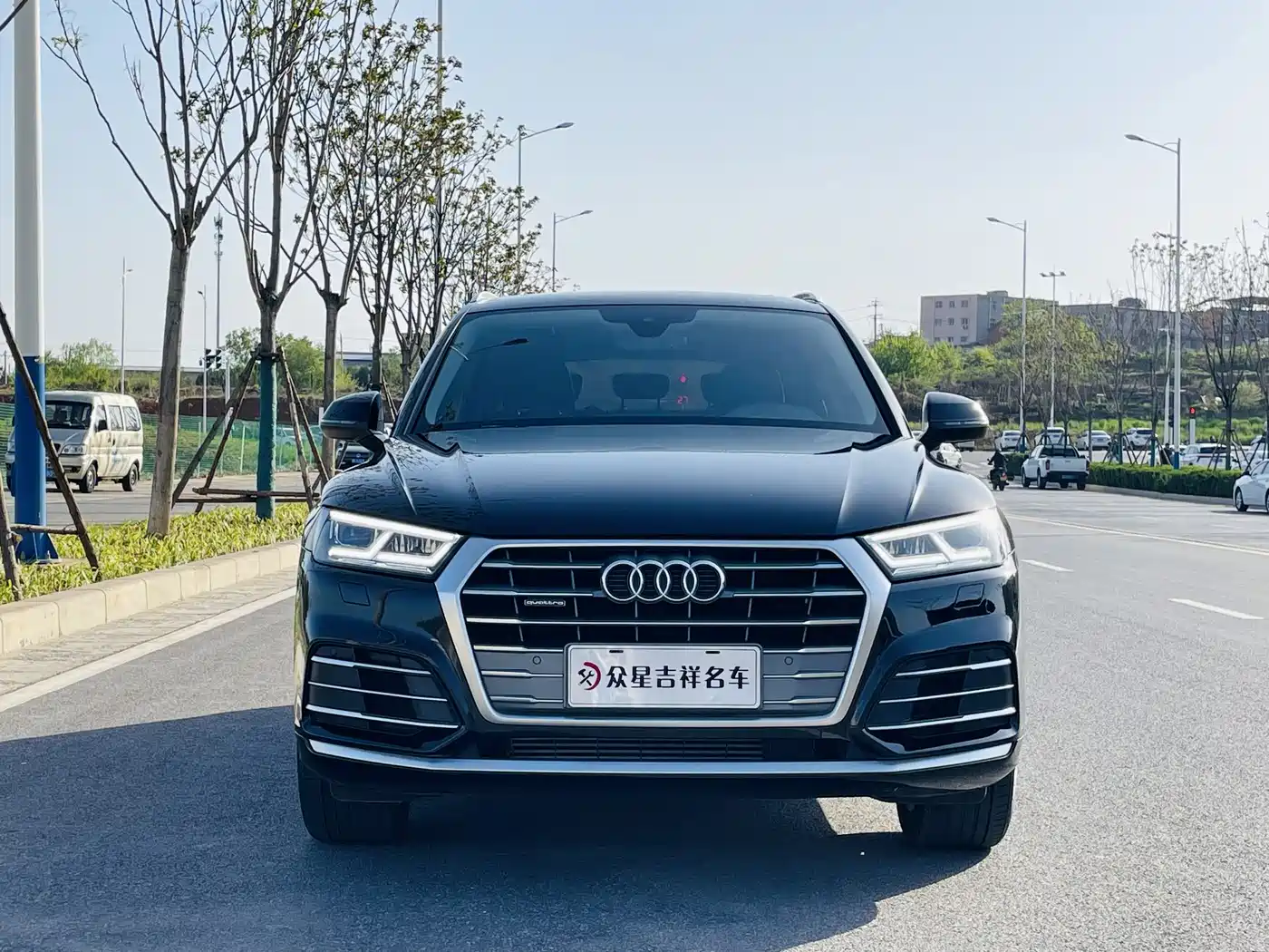 Audi Q5L 2020 40 TFSI Prestige Fashion фото 2