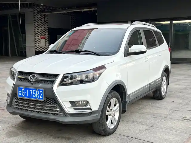 BAIC HUANSU BAIC MAGIC SPEED S3