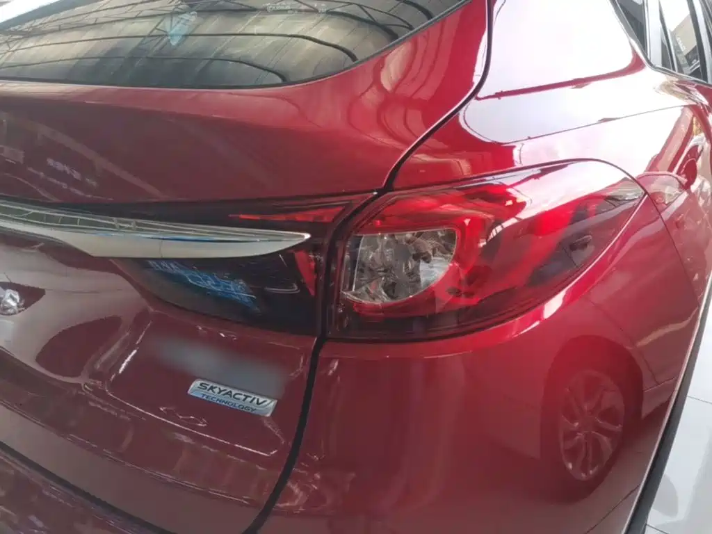 Mazda CX-4 2016 2016 2.5L AWD Sky Passion Edition