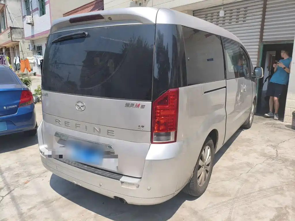 JAC Refine M5 2015 2013 2.0T Petrol Automatic Official Edition