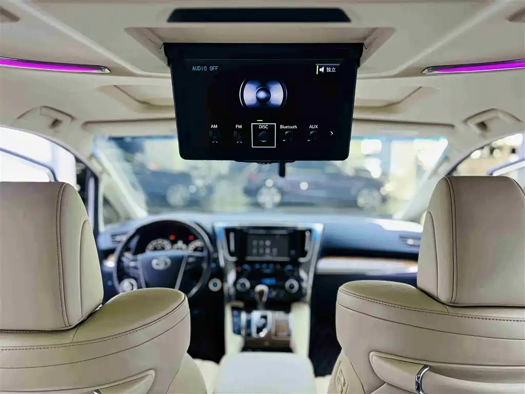 Toyota Alphard 2015 3.5L Premium Edition фото 21