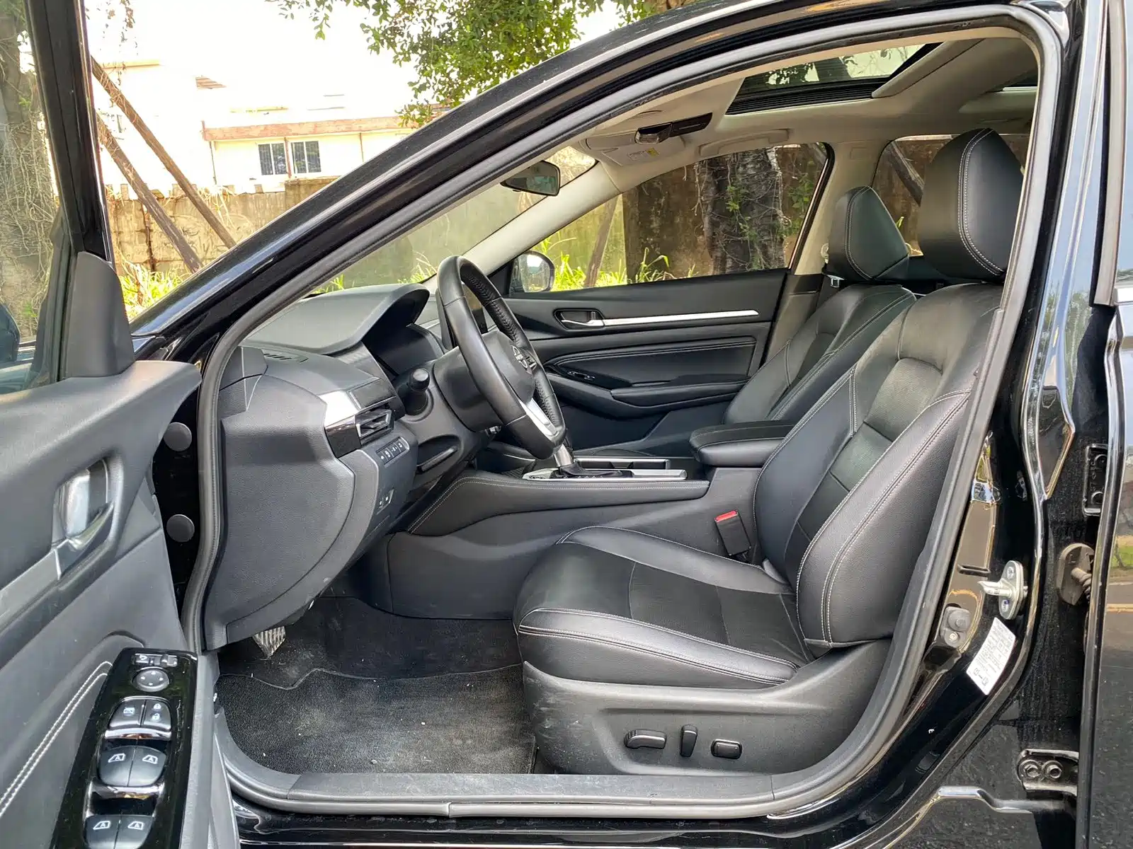 Photo 8 - Nissan Teana