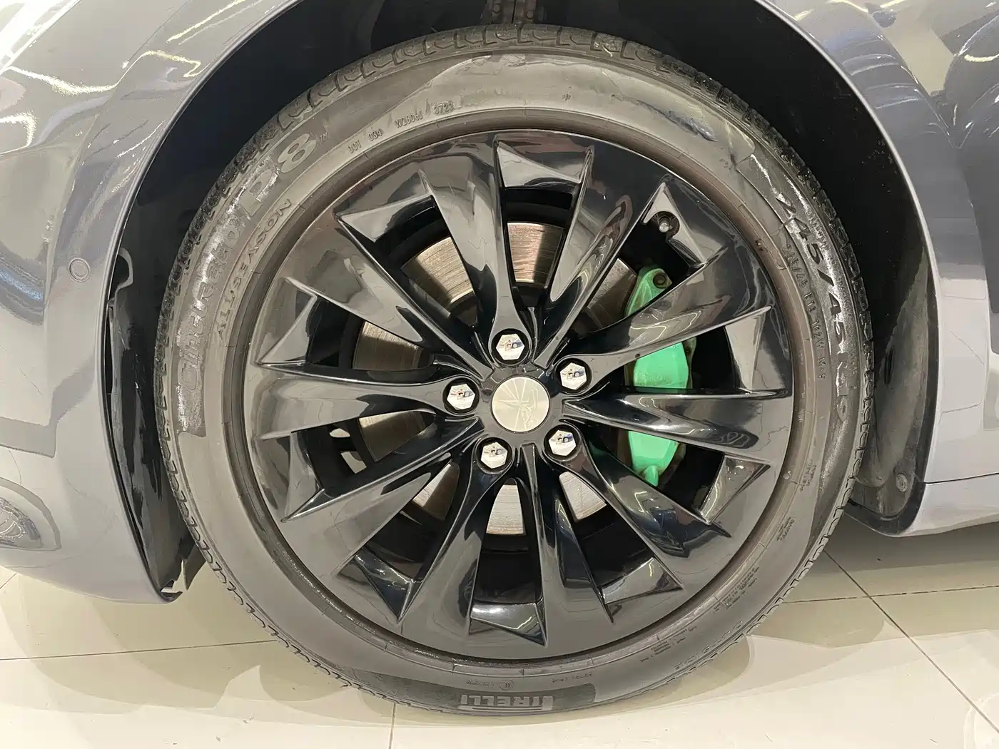 Tesla Model S 2020 2019 Long Range Version