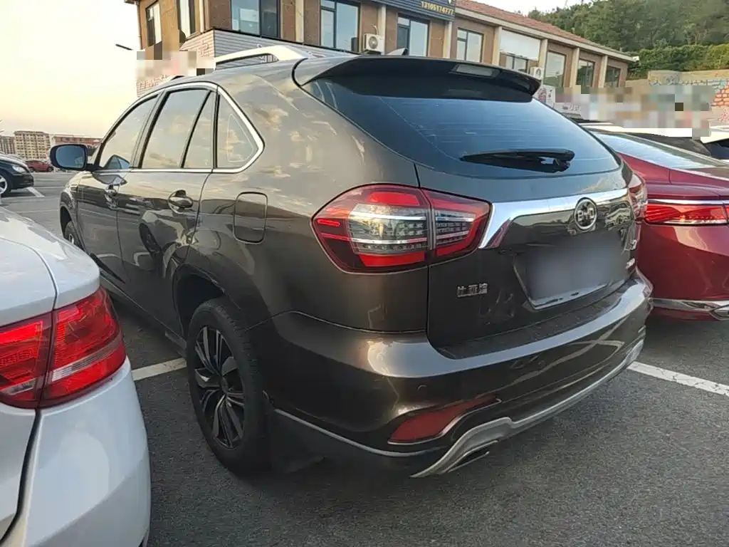 BYD S7 2018 2017 2.0T Automatic Prestige Model