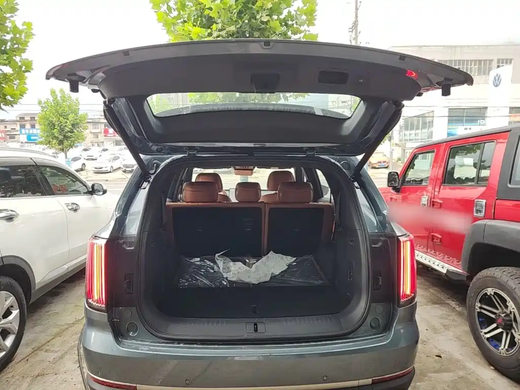 Jetour X70L 2025 2025 2.0T Automatic Flagship 7-Seater