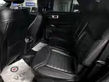 Фото 7 - Ford Explorer