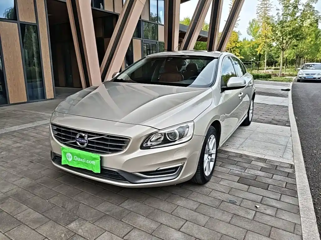 Volvo S60 2017 — пригон из Китая