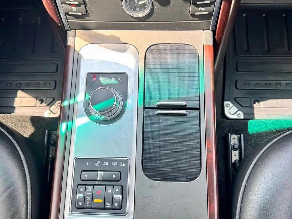 Фото 20 - Land Rover Range Rover