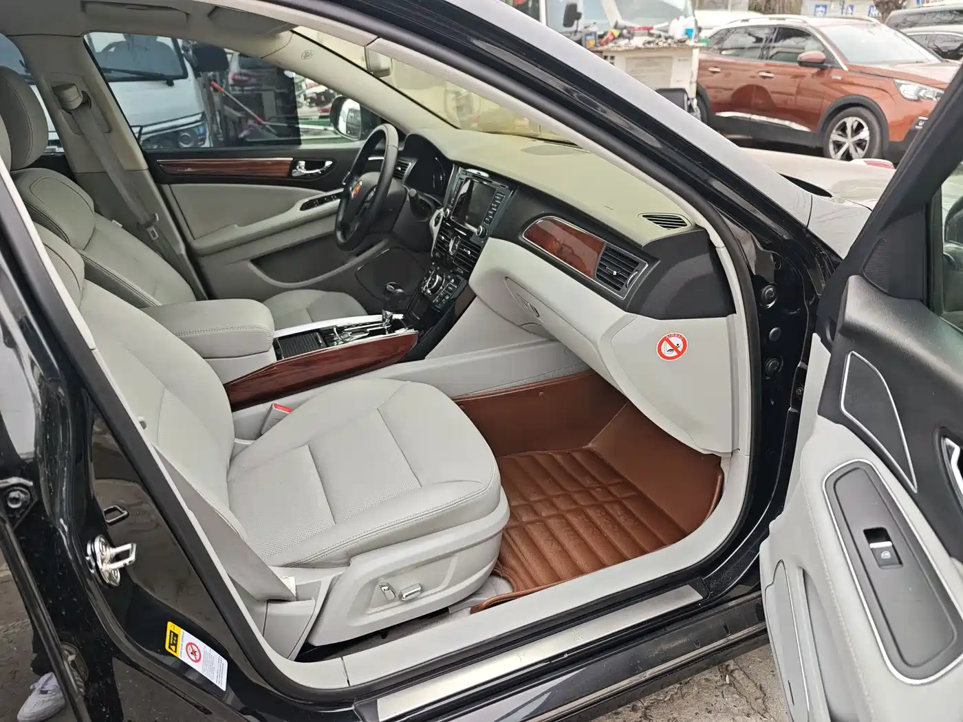 Hongqi H7 2015 2.0T Luxury фото 10