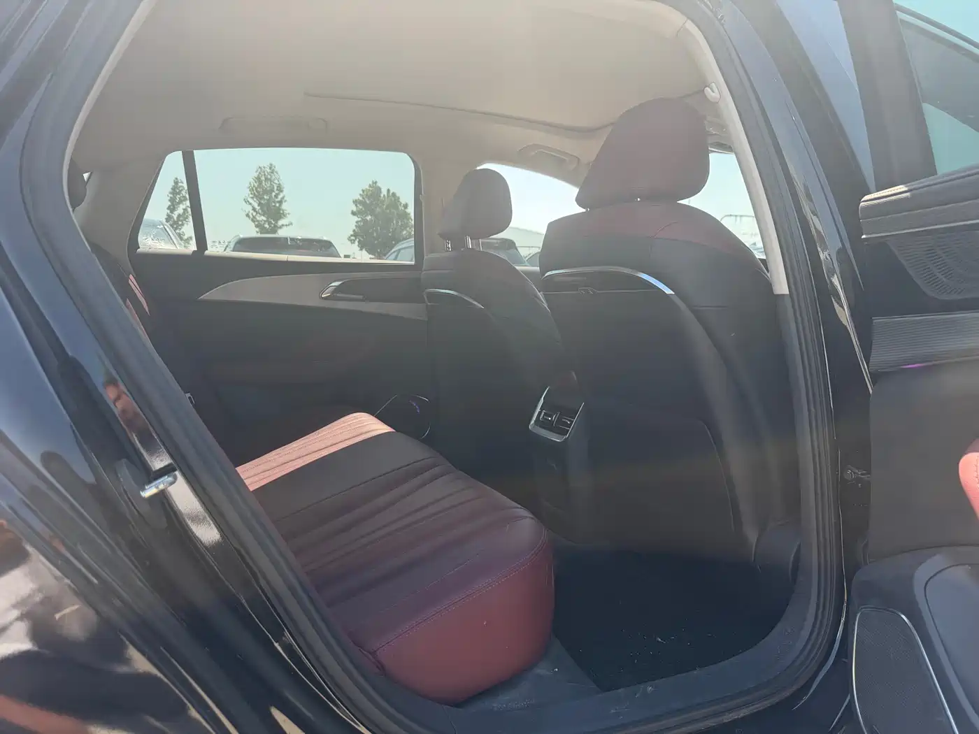 Hongqi H5 2023 1.5T DCT Smart Connect Joy Edition фото 14
