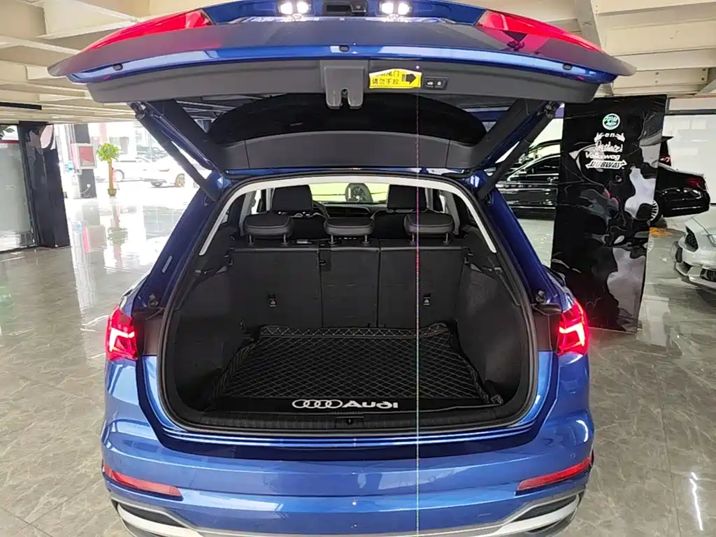 Фото 19 - Audi Q3