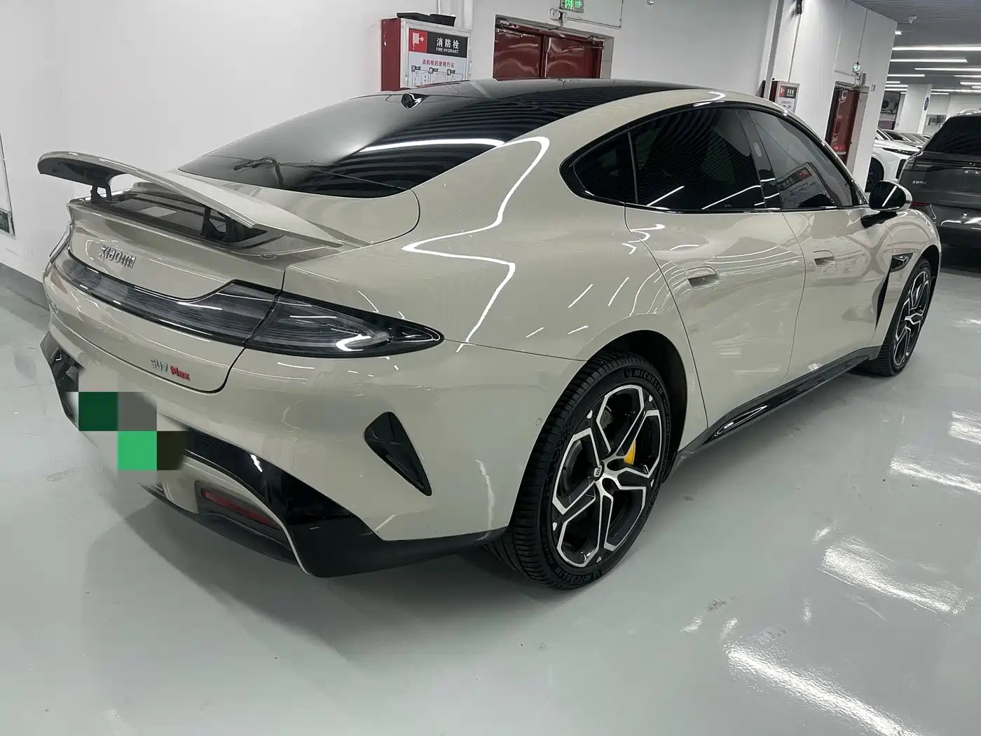 XIAOMI CAR XIAOMI SU7