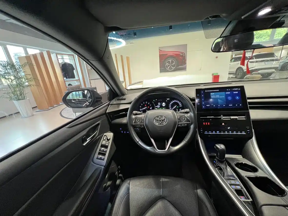 Toyota Avalon 2023 2.5L Luxury Edition фото 13
