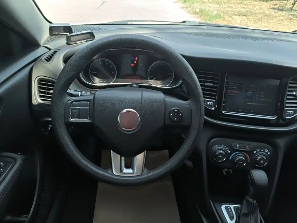 Fiat Viaggio 2019 2017 1.4T Auto Joy Edition