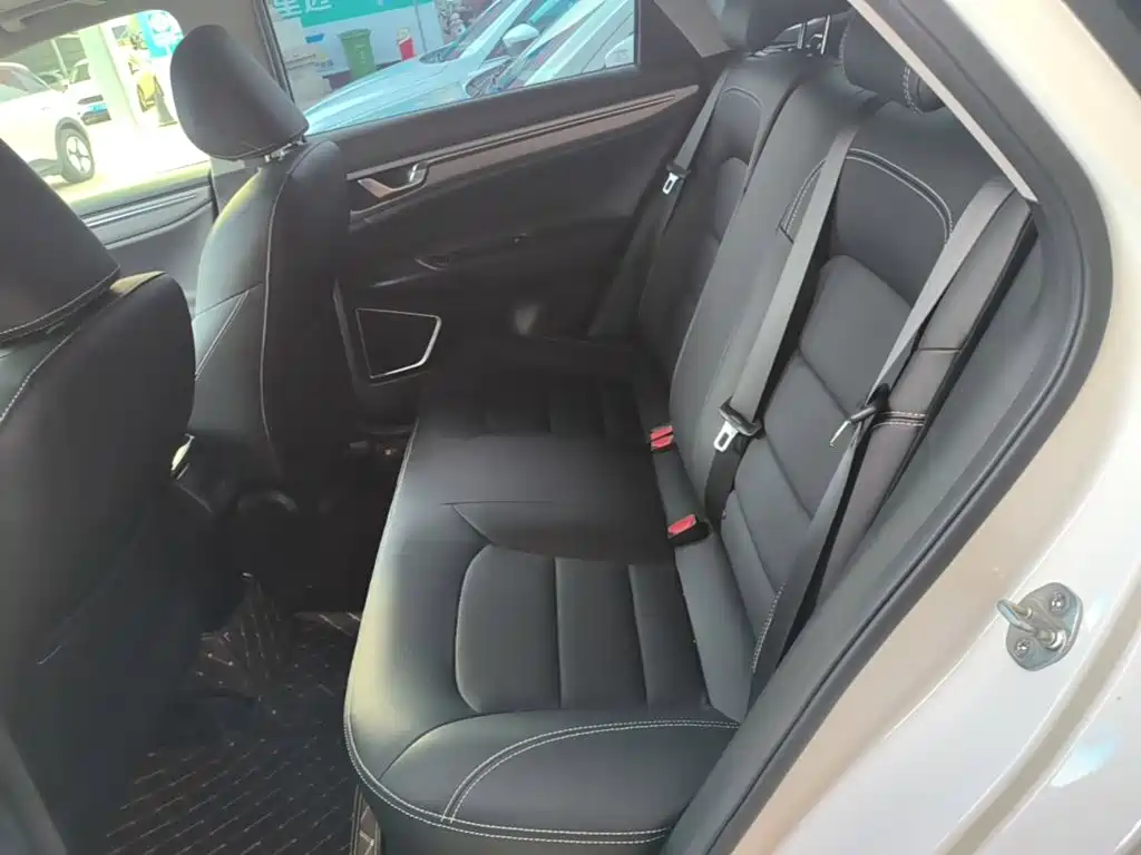 Geely Emgrand GL 2021 2021 UP 1.4T Manual Premium