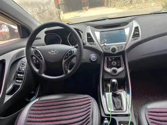 Hyundai Langdong 2016 1.6L Automatic Premium Edition — фото 5