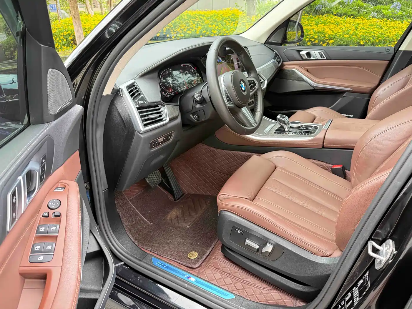 BMW X5 (Import) 2021 xDrive40i M Sport Package фото 15