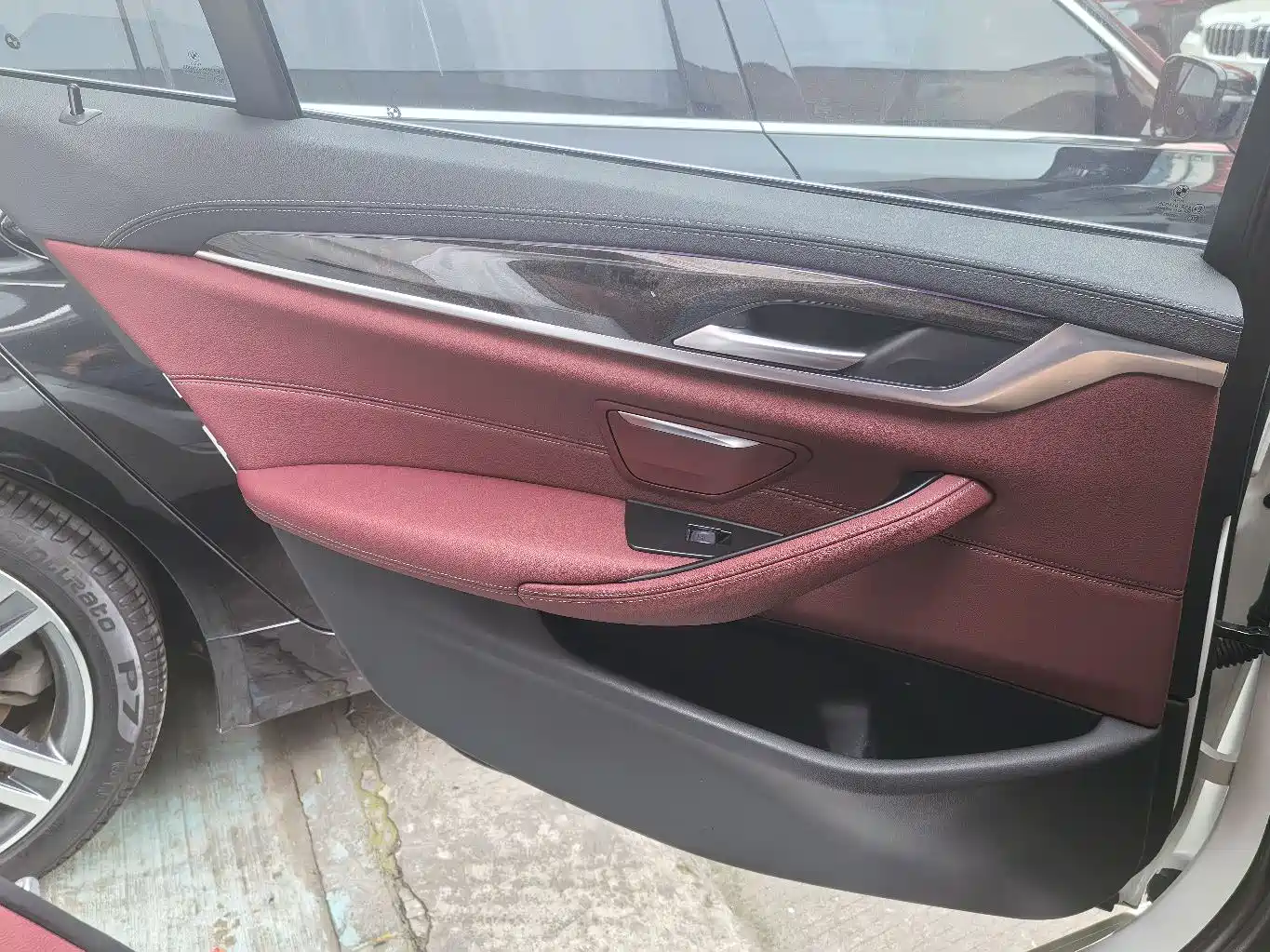 BMW 5 Series 2021 525Li M Sport Package фото 10