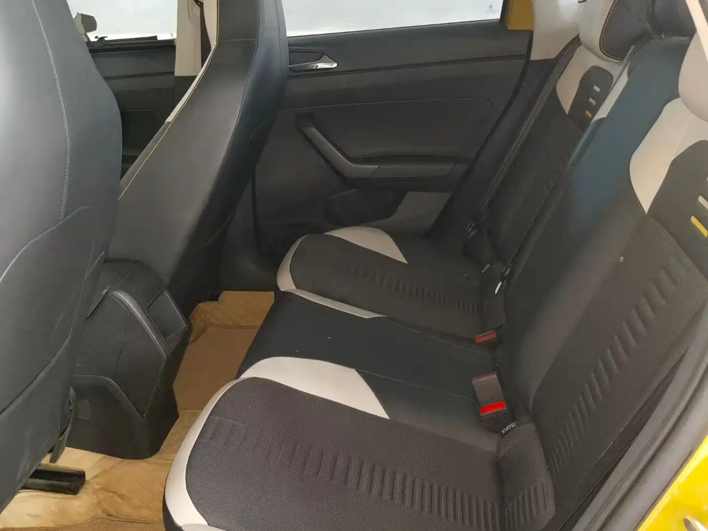 Volkswagen Polo 2019 Plus 1.5L Automatic Colorful Tech Edition фото 5