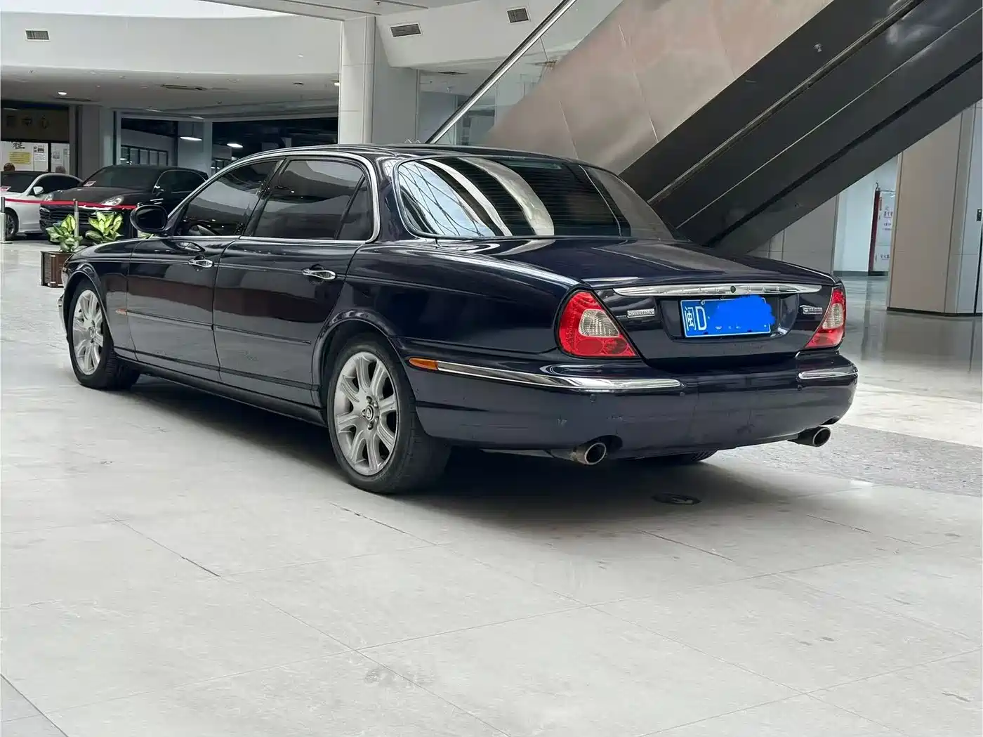 Jaguar XJ 2004 Model XJ8 4.2 фото 4