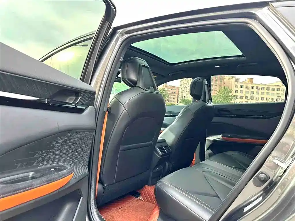 CHANGAN UNI-V