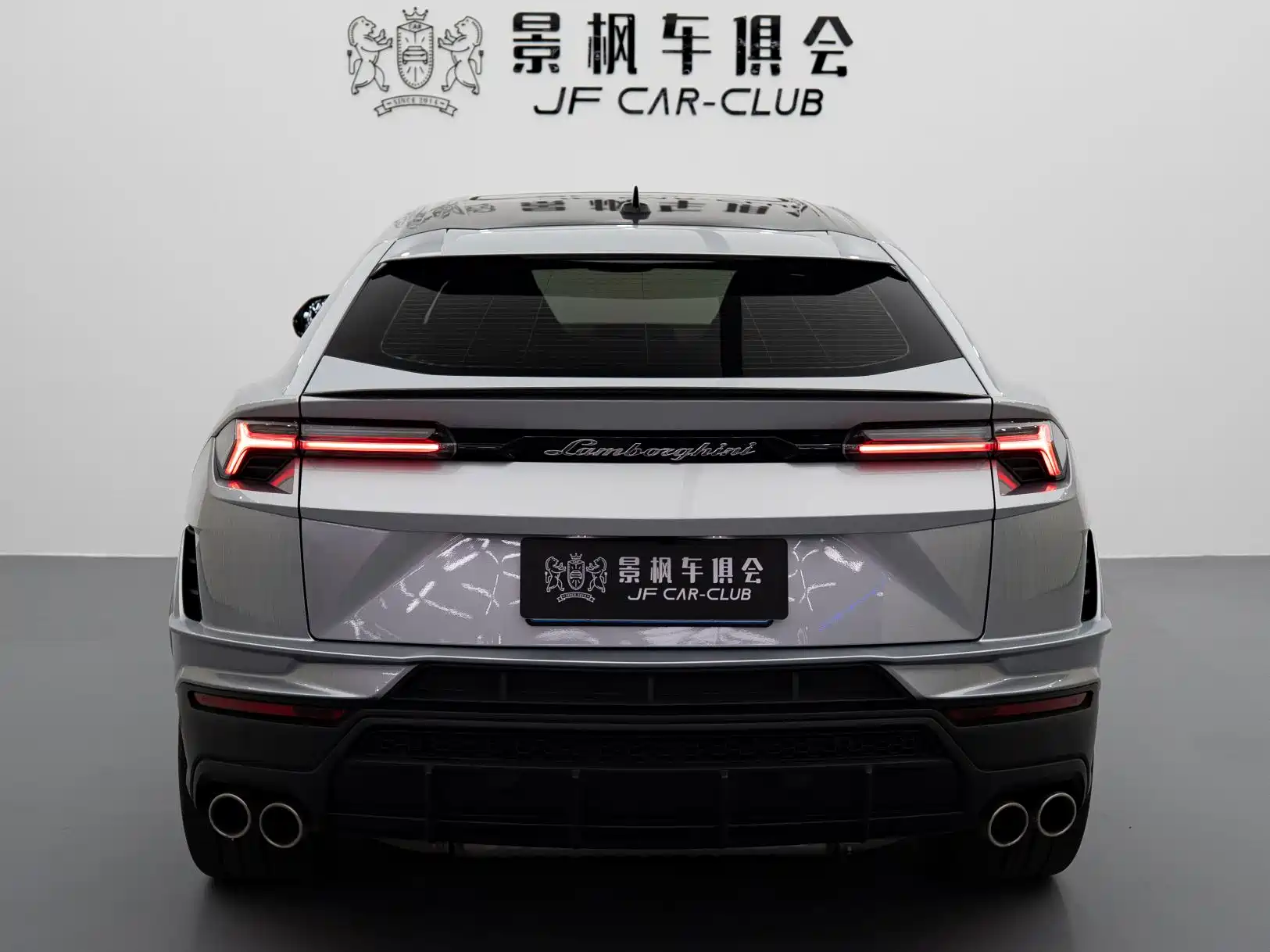 Фото 6 - Lamborghini Urus