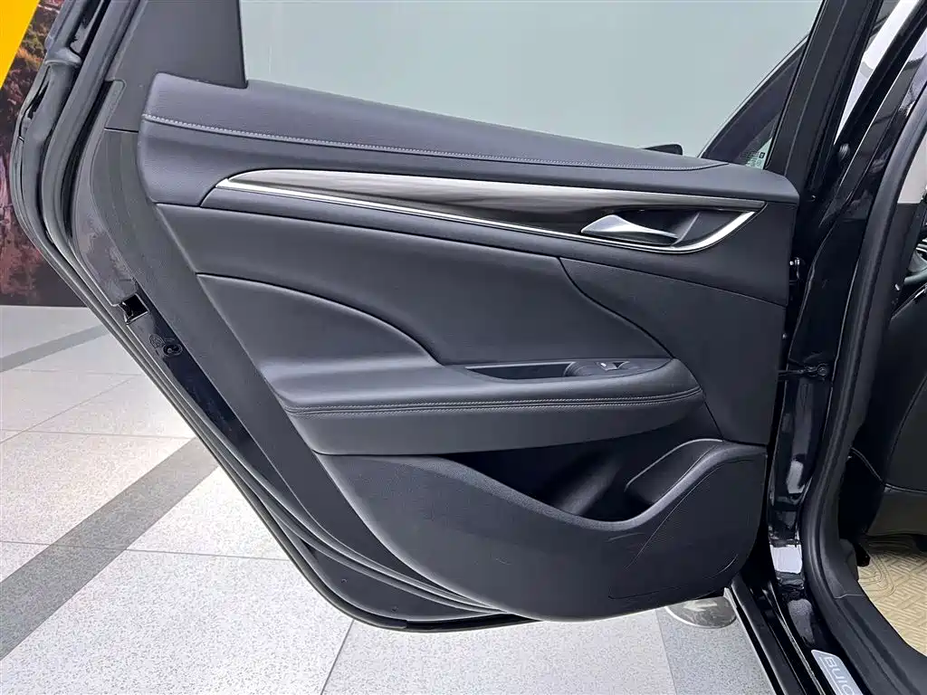 Buick LaCrosse 2022 652T Luxury фото 24