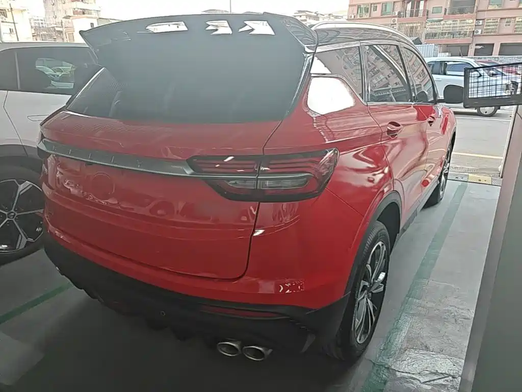 Фото 7 - Geely Coolray