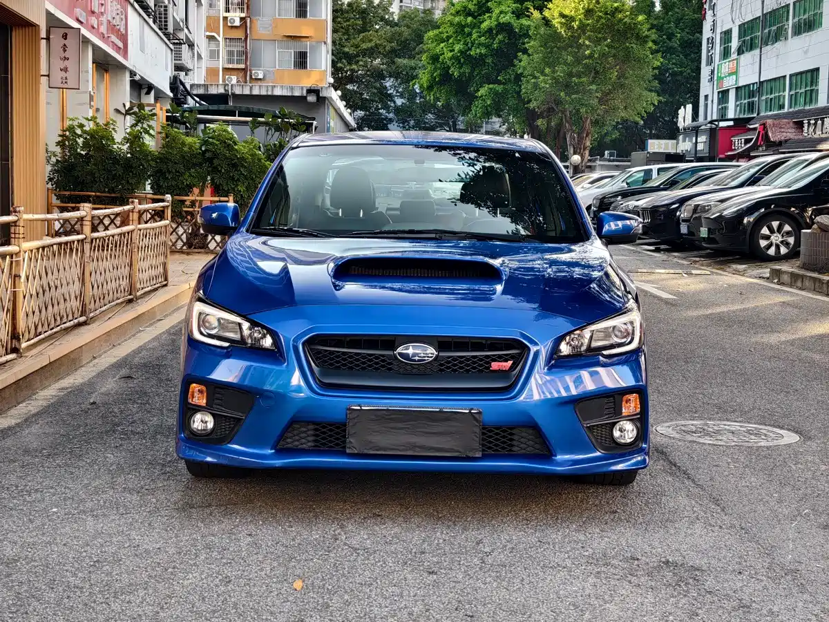 Фото 2 - Subaru WRX