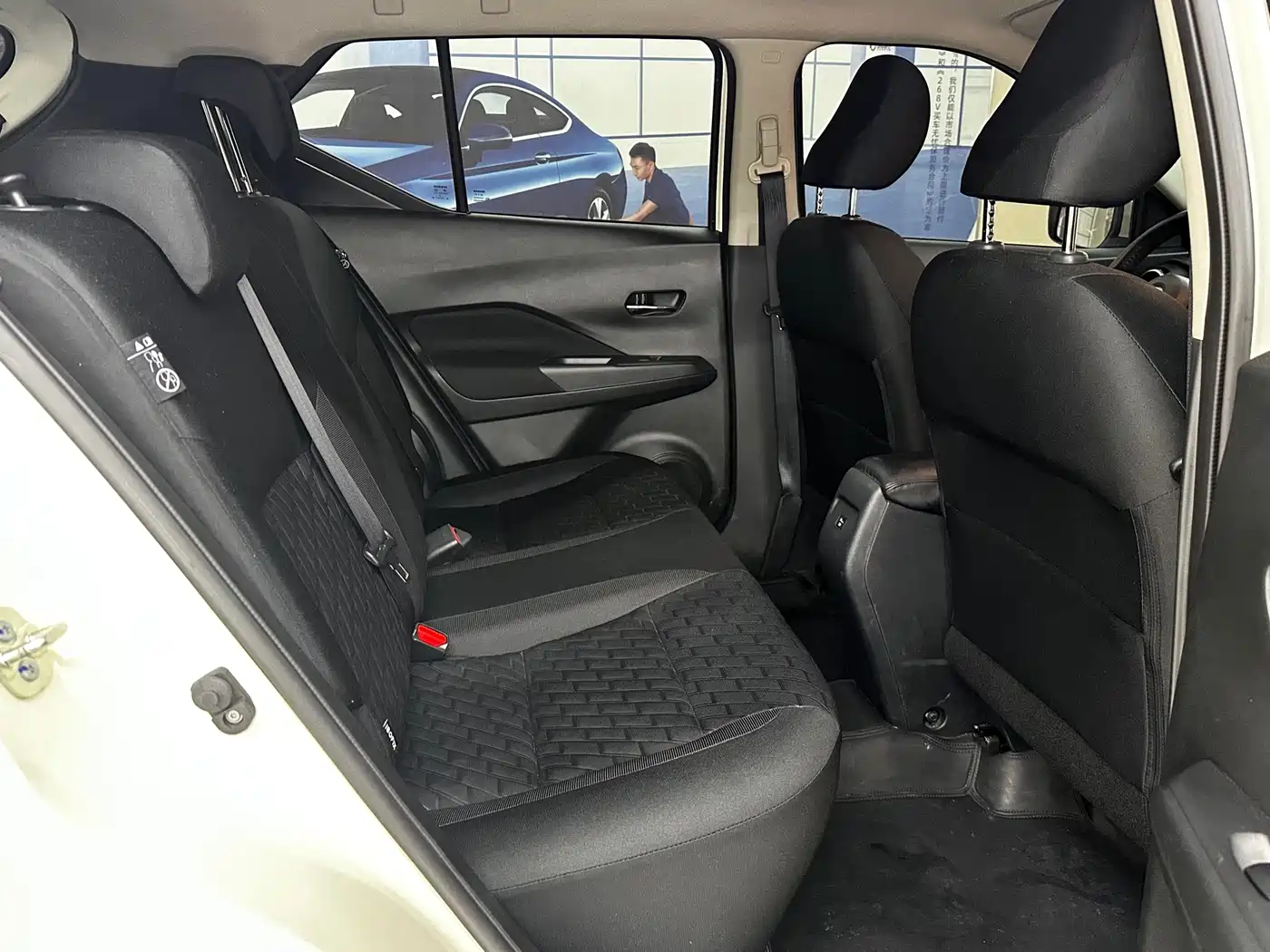 Nissan Kicks 2024 2023 Model Spirited 1.5L Dynamic Fashion Edition