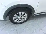 Фото 23 - Roewe RX5
